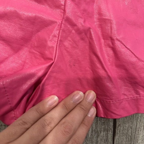 Victoria & Sofia Pink Faux Leather‎ Skort Women's Size Small - Picture 10 of 14